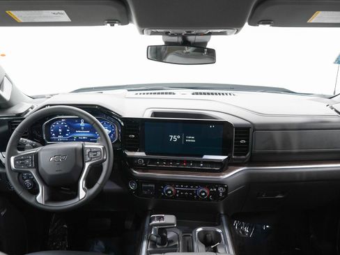 Used 2024 Chevrolet Silverado 1500 RST w/ Rally Edition AWD/4WD image 13