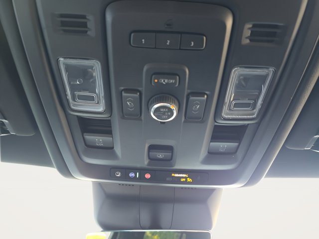 Used 2024 Cadillac Escalade Premium Luxury w/ LPO, Floor Liner Package AWD/4WD image 25