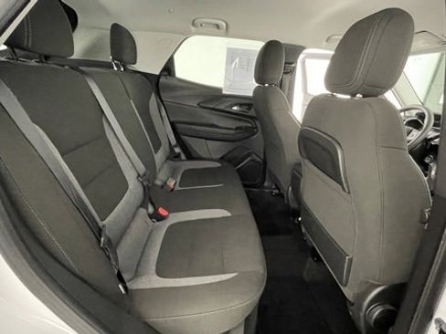 Used 2022 Chevrolet TrailBlazer LT w/ Convenience Package image 43