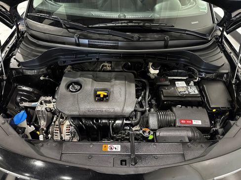 Used 2022 Kia Soul LX w/ Technology Package FWD image 11
