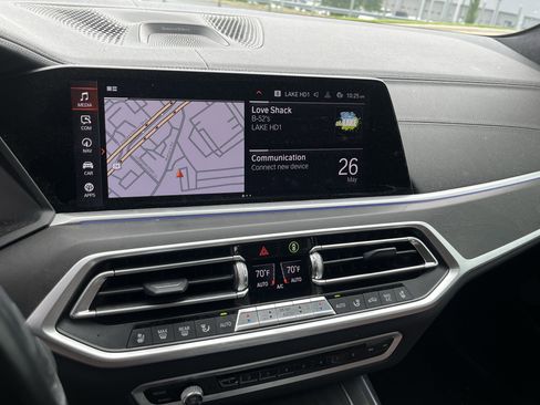 Used 2020 BMW X7 M50i AWD/4WD image 25