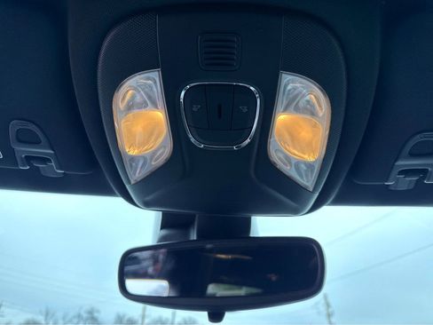 Certified 2024 Jeep Compass Latitude image 24