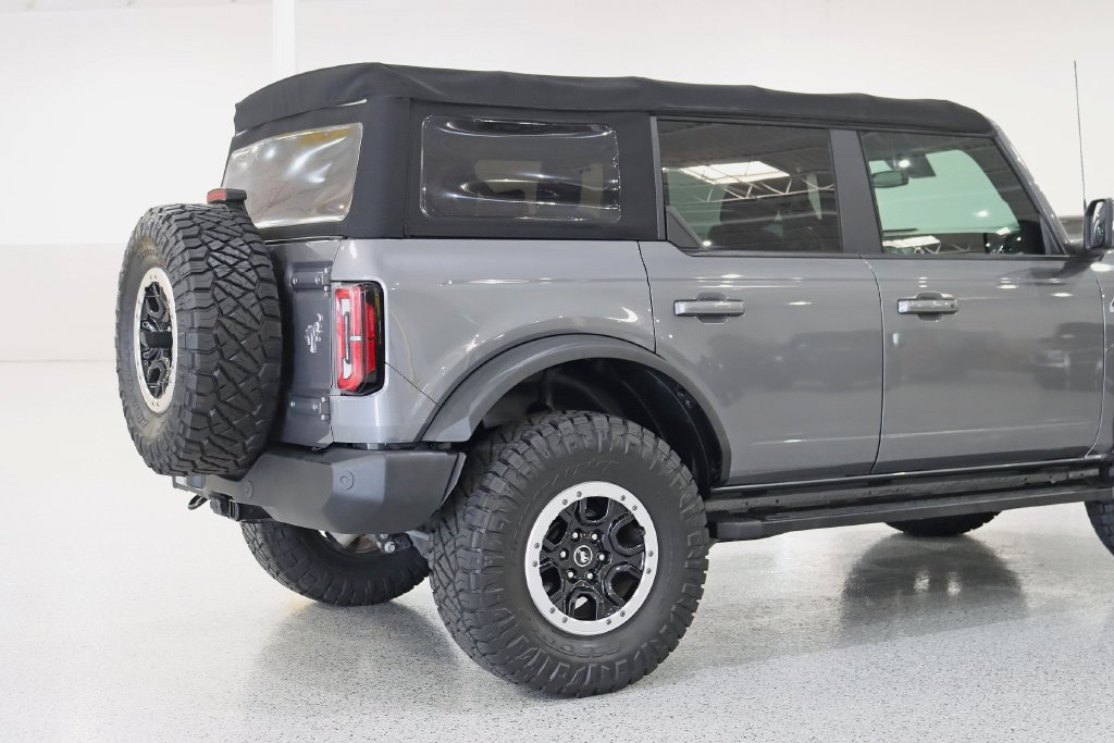 Used 2021 Ford Bronco Outer Banks w/ Sasquatch Package AWD/4WD image 10