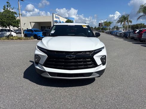 Used 2023 Chevrolet Blazer LT w/ Convenience Package FWD image 2