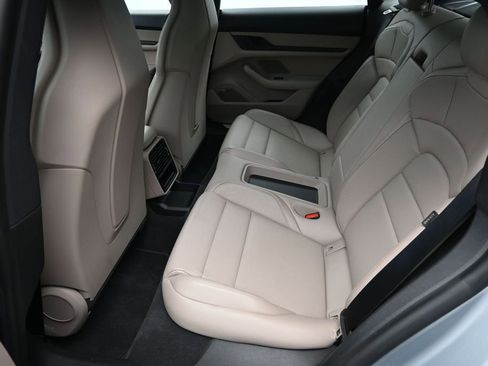 Certified 2024 Porsche Taycan 4S AWD/4WD image 7