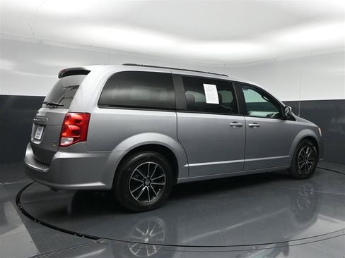 Used 2019 Dodge Grand Caravan GT FWD image 5