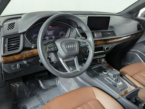 Used 2018 Audi Q5 Prestige w/ Prestige Package image 16
