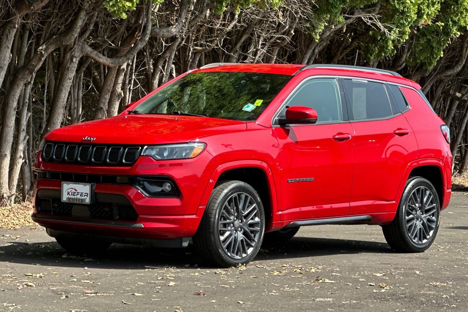 Used 2022 Jeep Compass Limited AWD/4WD image 8