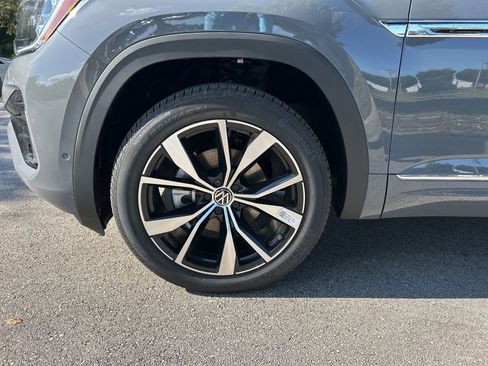 New 2026 Volkswagen Atlas Cross Sport SEL Premium R-Line AWD/4WD image 55