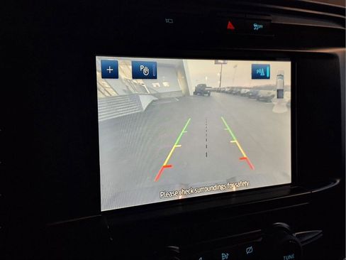 Used 2023 Ford F150 XLT image 7