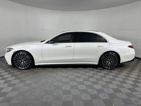 Used 2022 Mercedes-Benz S 500 4MATIC image 2