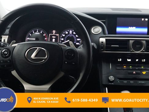 Used 2016 Lexus IS 200t image 5