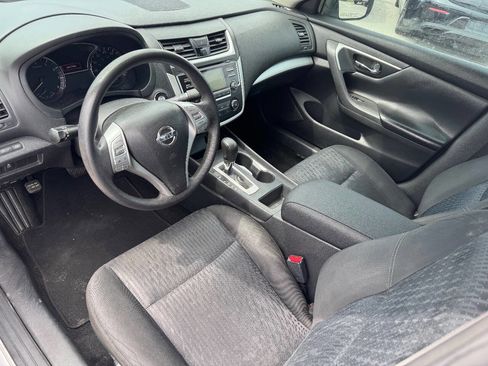 Used 2016 Nissan Altima 2.5 S w/ Power Driver Seat Package FWD image 9