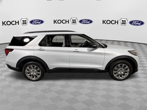 New 2026 Ford Explorer Active w/ Active Comfort Package AWD/4WD image 9