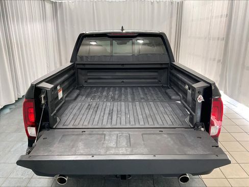 Used 2023 Honda Ridgeline Black Edition image 32