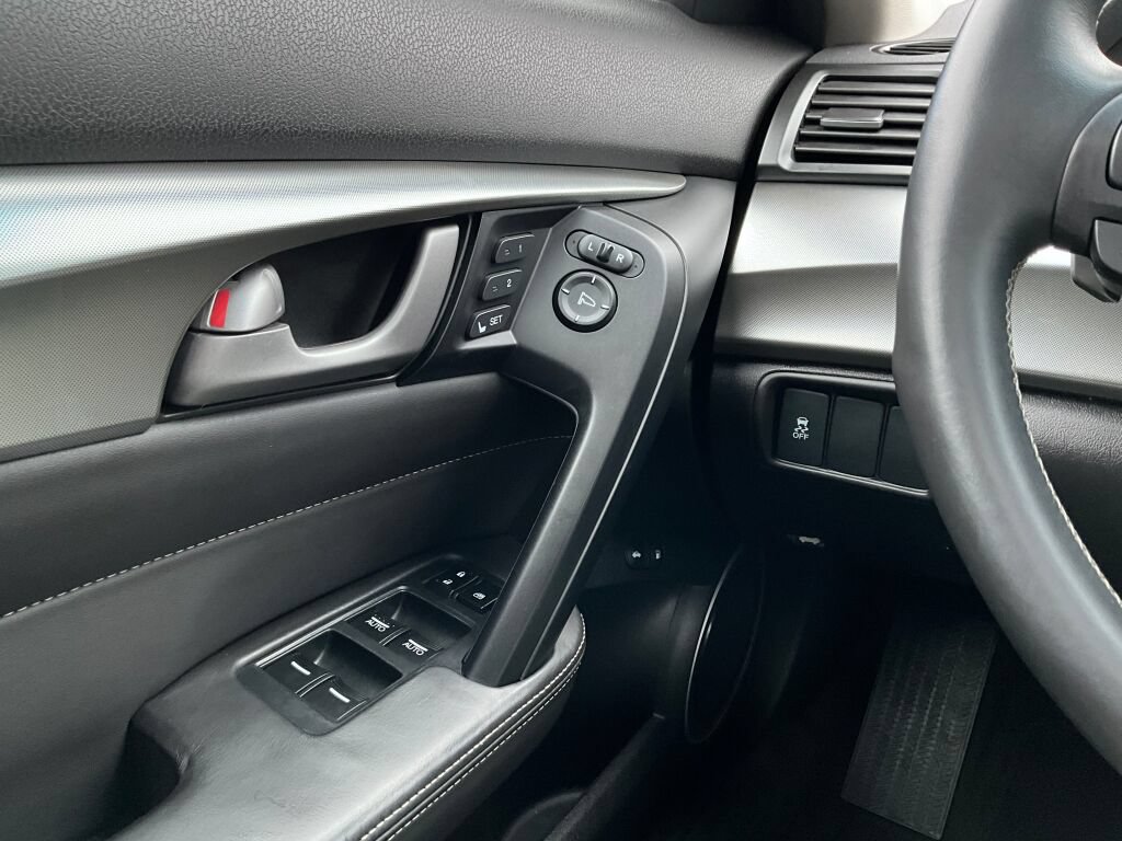 Used 2010 Acura TL w/ Technology Package AWD/4WD image 21