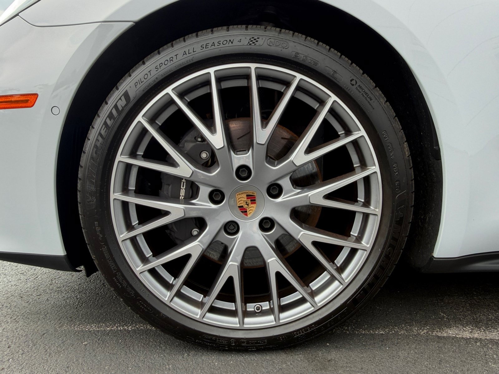 Certified 2025 Porsche Panamera 4 AWD/4WD image 11