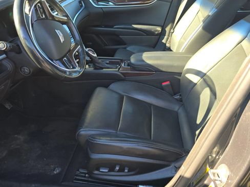 Used 2017 Cadillac XTS Luxury image 10