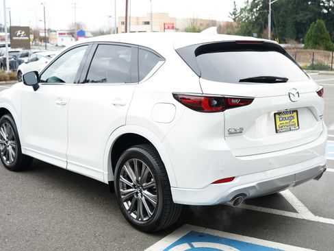 Certified 2025 MAZDA CX-5 Signature image 5