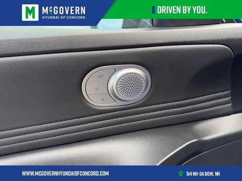 Used 2023 Hyundai Elantra Limited w/ Cargo Package image 21