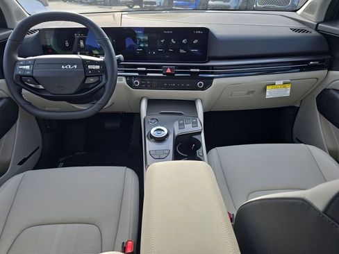 New 2026 Kia Sportage EX AWD/4WD image 13