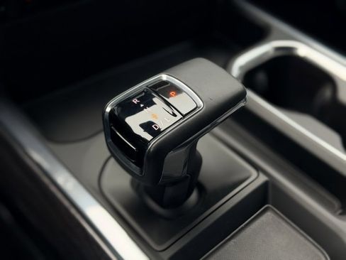 Used 2023 Chevrolet Silverado 1500 LTZ image 18