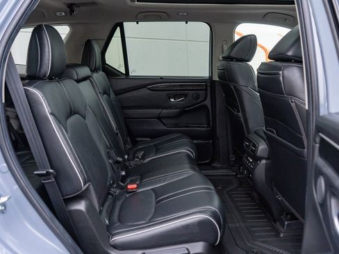 Certified 2025 Honda Pilot Elite image 22