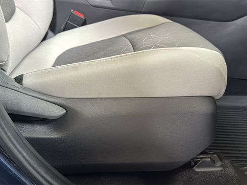 Certified 2025 Toyota RAV4 XLE image 20