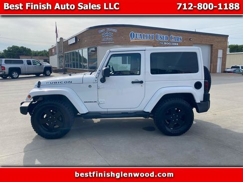 Used 2012 Jeep Wrangler Rubicon w/ Dual Top Group AWD/4WD image 1