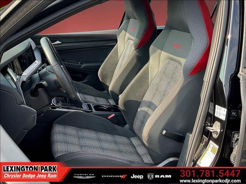 Used 2024 Volkswagen GTI SE FWD image 20