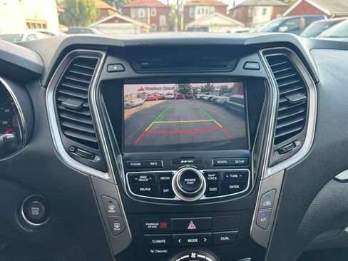 Used 2014 Hyundai Santa Fe Sport 2.0T w/ Technology Package 05 AWD/4WD image 17