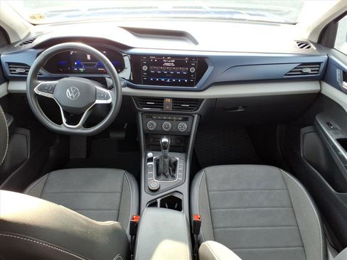 Certified 2022 Volkswagen Taos SE w/ Panoramic Sunroof Package image 10