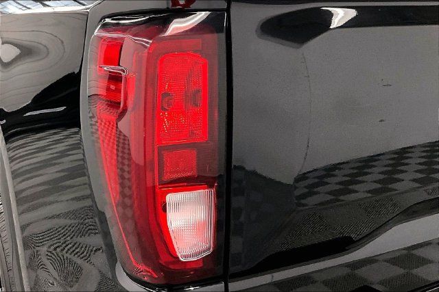 Used 2024 GMC Sierra 1500 Pro w/ Graphite Edition AWD/4WD image 31