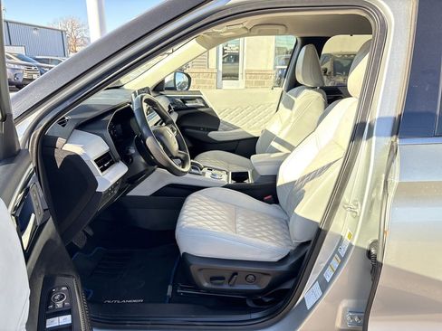 Used 2023 Mitsubishi Outlander SEL 40th Anniversary image 26