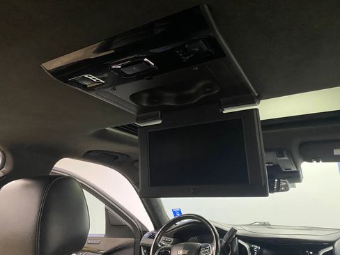 Used 2020 Cadillac Escalade ESV Platinum w/ Escalade Sport Edition image 13