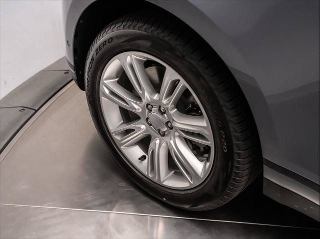 New 2026 Land Rover Range Rover Velar S AWD/4WD image 12