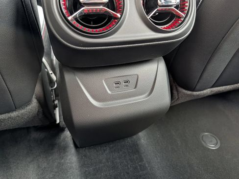 Used 2025 Chevrolet Blazer EV RS AWD/4WD image 18