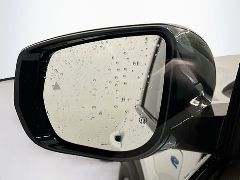 Used 2023 Jeep Grand Cherokee 4WD 4xe image 16