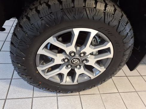 Used 2025 Toyota Tundra 1794 Edition AWD/4WD image 5