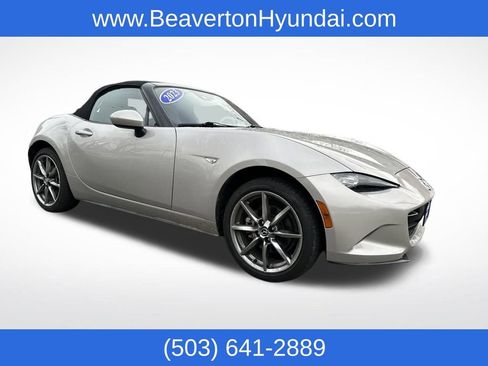 Used 2023 MAZDA MX-5 Miata Grand Touring w/ Weather Package image 9