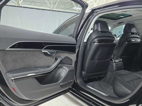 Used 2020 Audi S8 L w/ S8 Executive Package AWD/4WD image 15