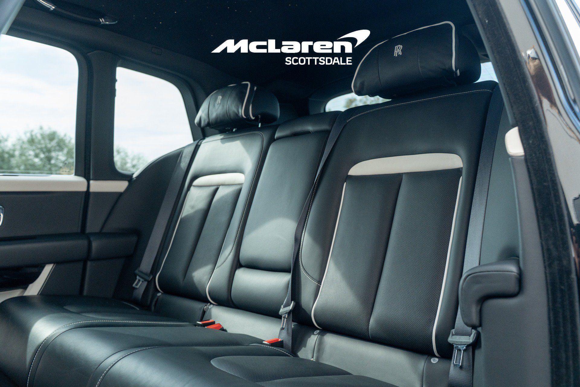 Used 2022 Rolls-Royce Cullinan AWD/4WD image 21