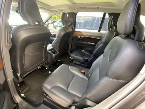 Used 2024 Volvo XC90 B6 Plus w/ Protection Package Premier AWD/4WD image 9