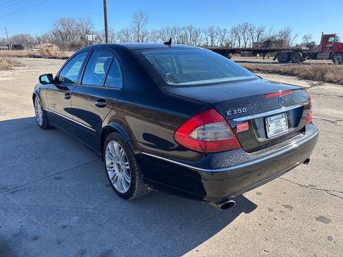 Used 2008 Mercedes-Benz E 350 4MATIC Sedan image 9