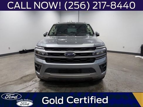 Used 2022 Ford Expedition XLT RWD image 4
