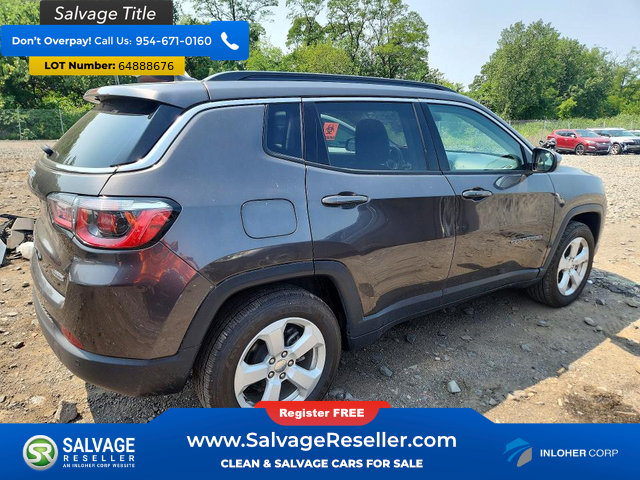 Used 2020 Jeep Compass Latitude w/ Popular Equipment Group AWD/4WD image 4