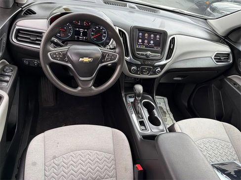 Used 2023 Chevrolet Equinox LS image 11