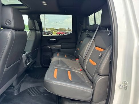 Used 2020 GMC Sierra 1500 AT4 w/ AT4 Premium Package AWD/4WD image 22