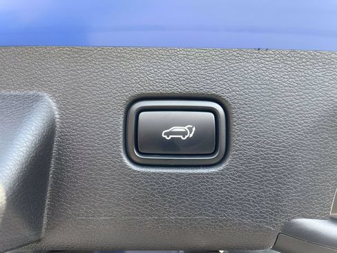 Used 2026 Kia Sportage EX w/ EX Panorama Roof Package FWD image 12