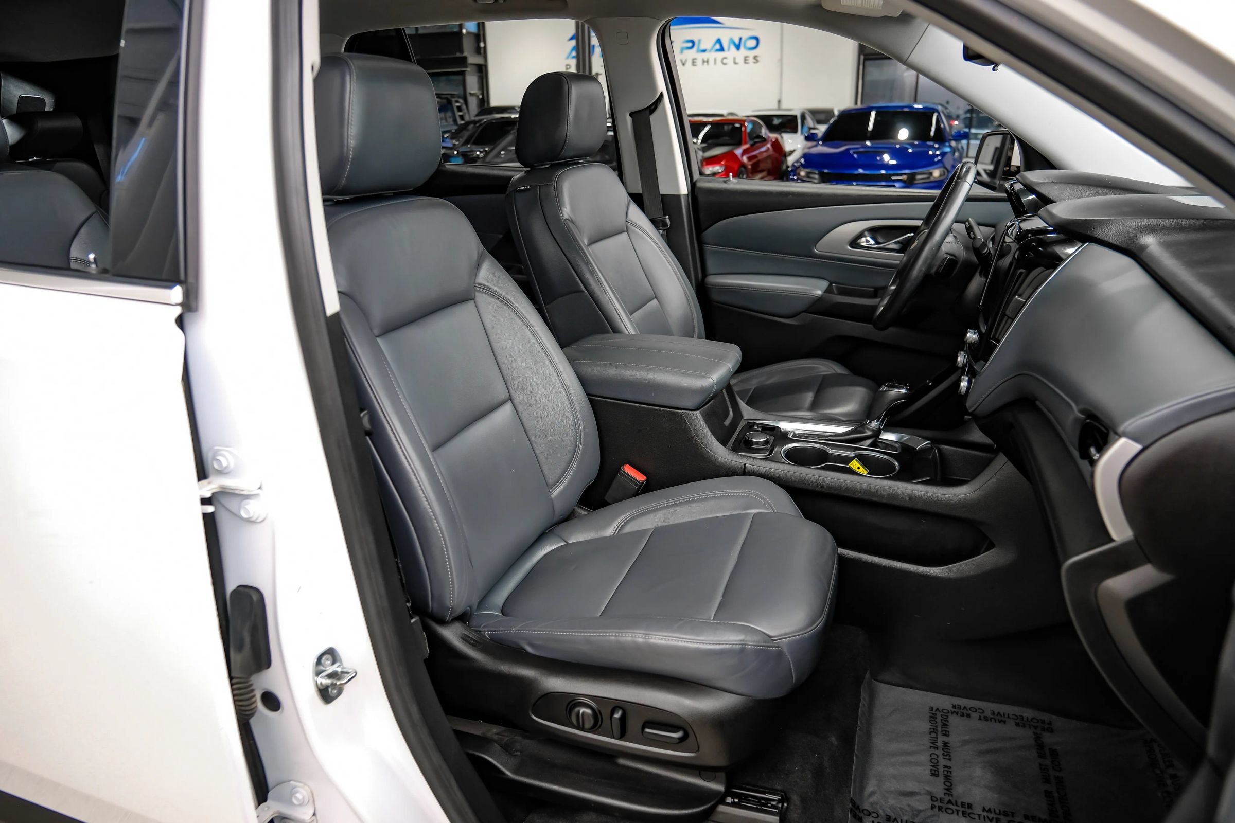 Used 2018 Chevrolet Traverse LT FWD image 46